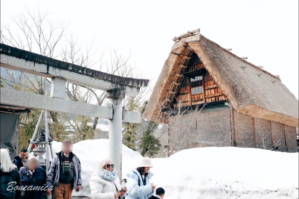 白川鄉合掌村積雪街景