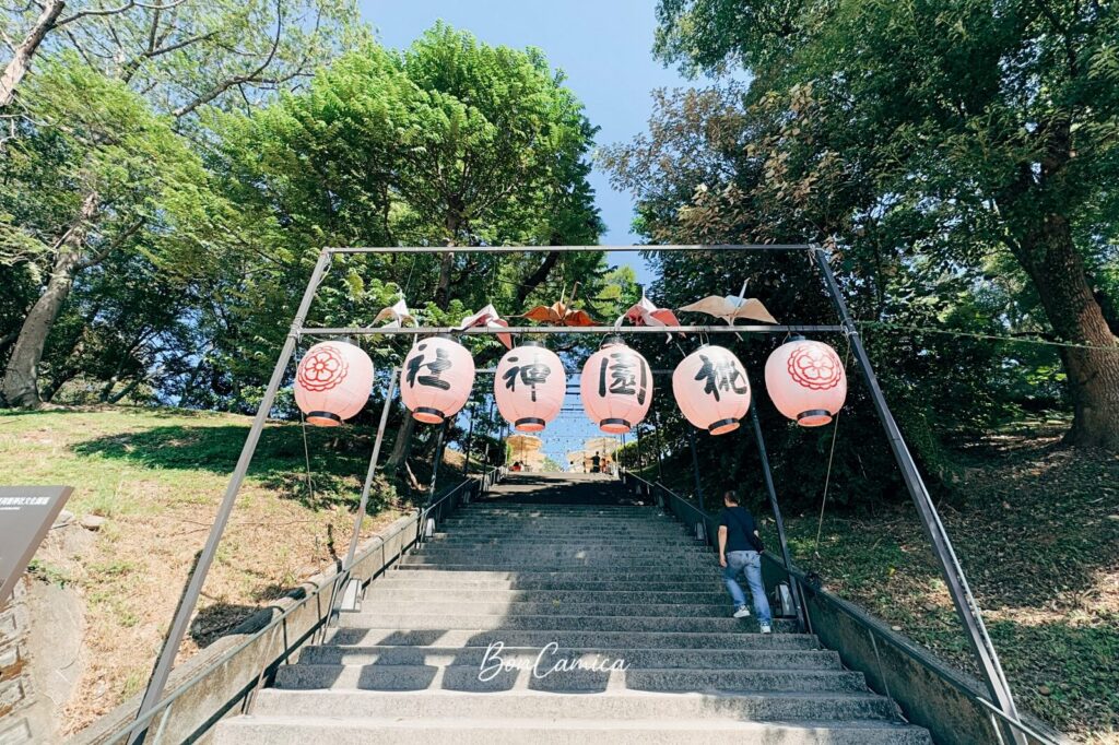 桃園神社入口階梯