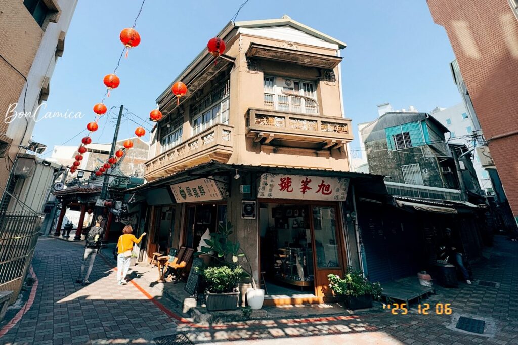 旭峰號(僾果鮮)的建築外觀