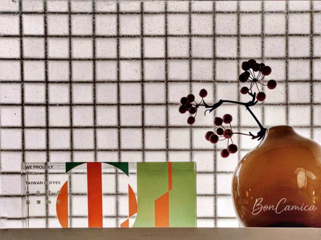 牆上窗台的植物造景